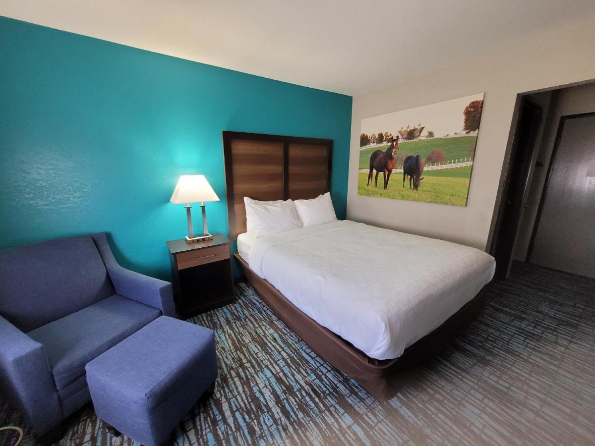 Clarion Pointe Harrodsburg-Danville Exteriér fotografie
